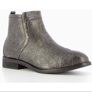 Anthropologie Vanessa Wu Black Shimmer Booties